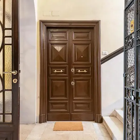 Marcantonio - Colosseum - Viale Manzoni 39 Up To 7 People, Viale Manzoni 41 Up To 5 People *