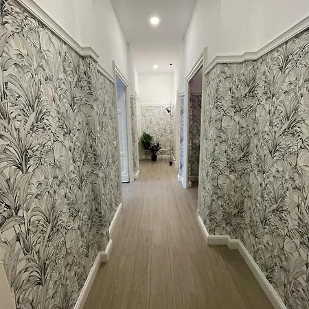 Apartment Marcantonio Rome: Colosseum For Groups Rome